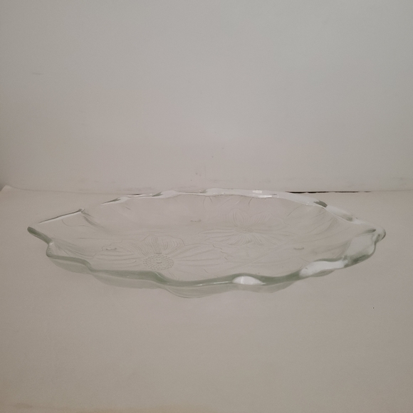 Vintage 90s Leaf Serving Dish - Picture 6 of 10